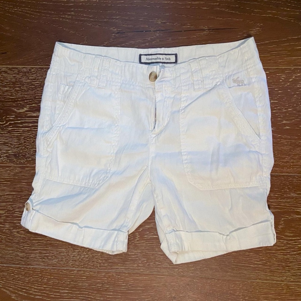 Abercrombie and Fitch White Summer Shorts